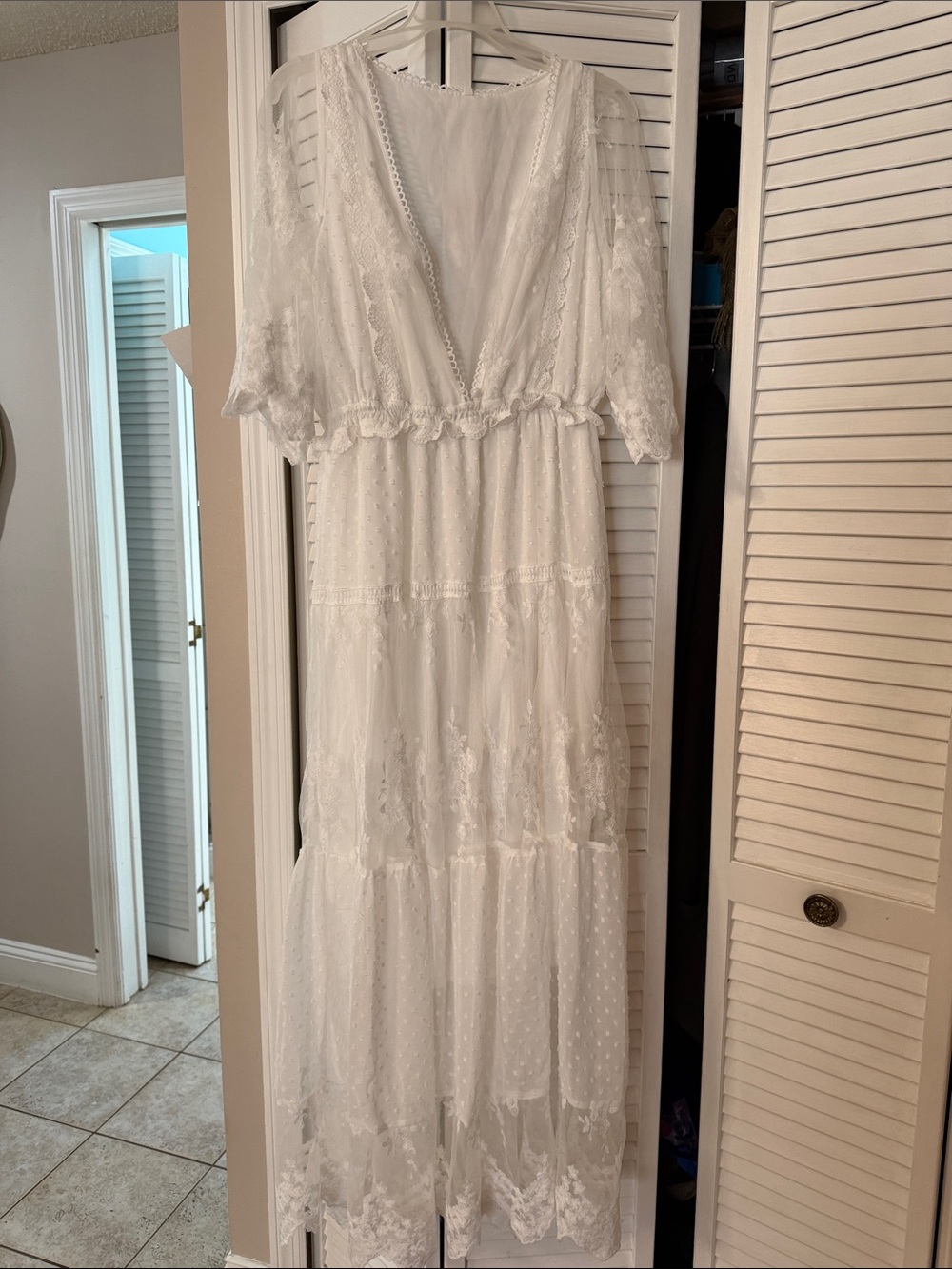 Ivory Lace V-Neck Maxi Dress - Romantic Tiered Silhouette